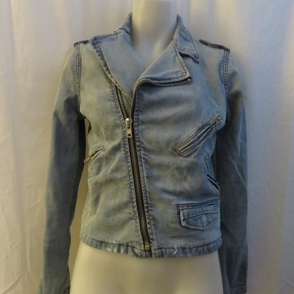 D-ID LT BLUE DENIM JEAN JACKET M